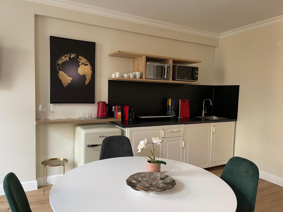 Hirsch Appartements Baden-Baden Esterno foto