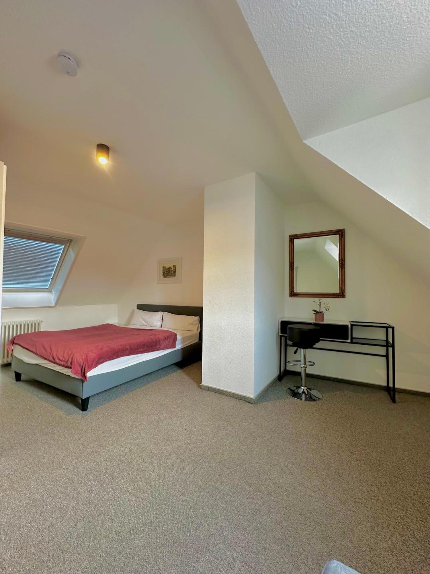 Hirsch Appartements Baden-Baden Esterno foto