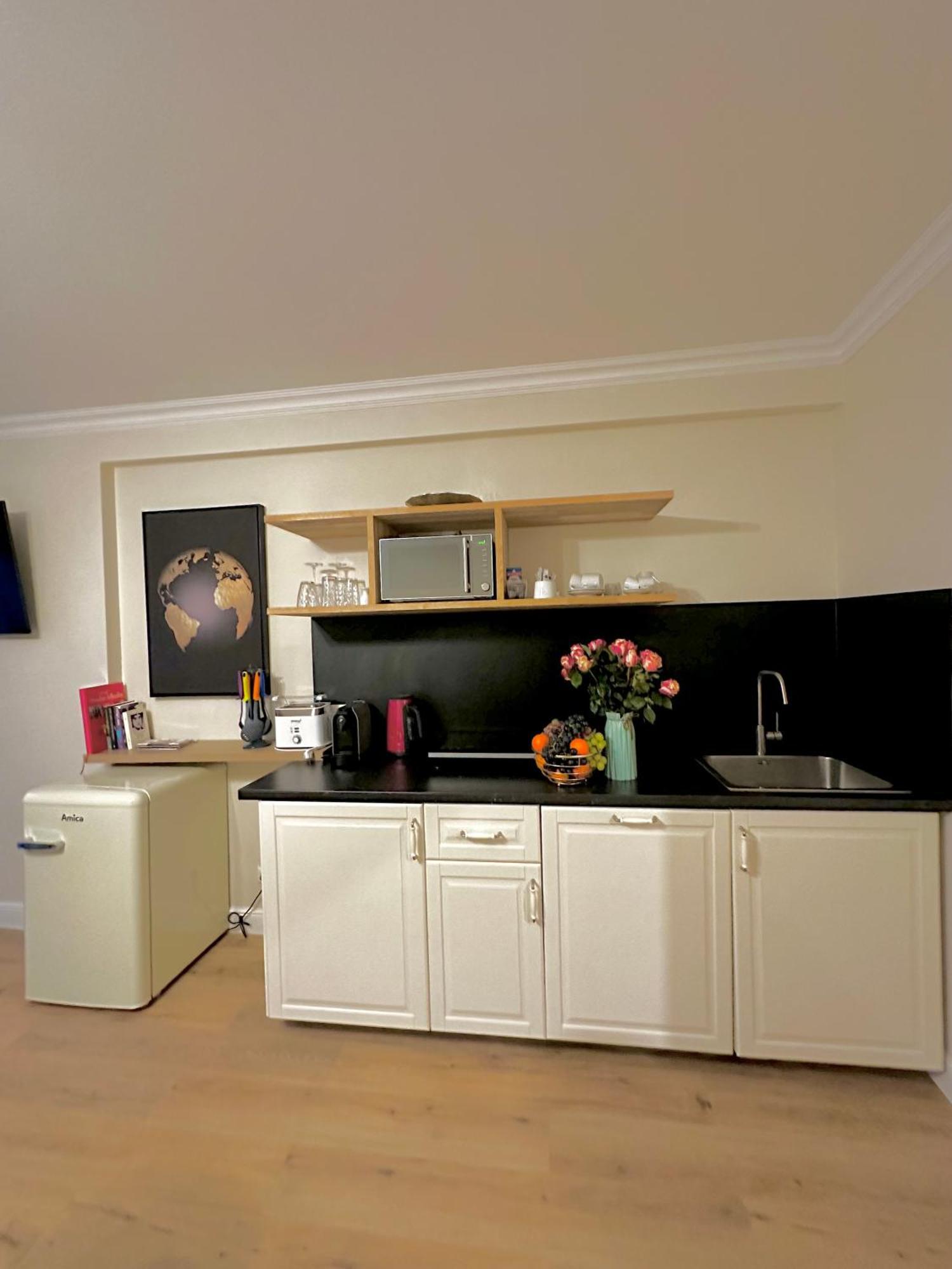 Hirsch Appartements Baden-Baden Esterno foto